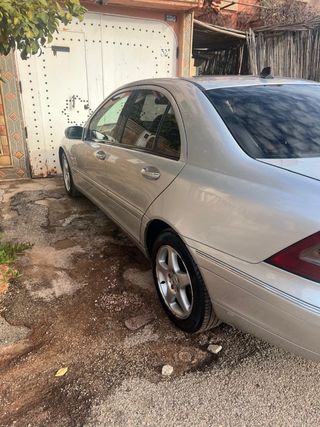 Mercedes-Benz Clase C 2001
