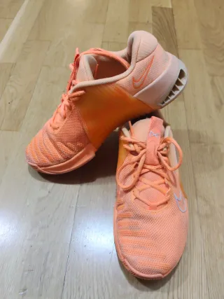 Nike Metcon 9 Naranja