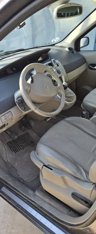 Renault Grand Scenic 2005