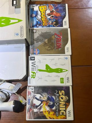 Consola Wii y Accesorios