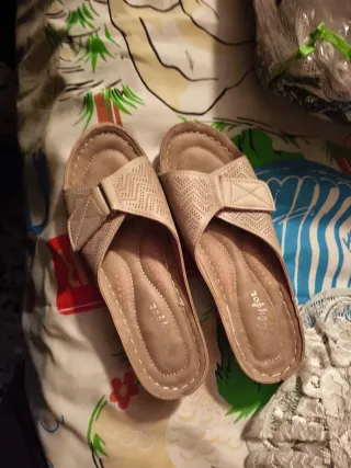 Zapatos planos beige Flyfor