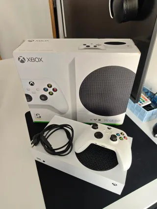 Xbox Series S 512GB + Mando Blanco
