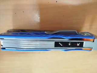 Navaja multiusos azul y gris