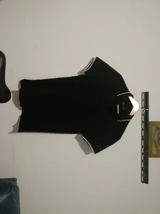 Polo Bershka Negro Talla S