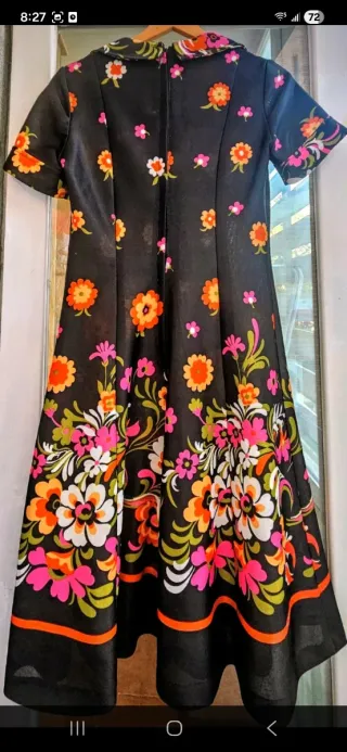 Vestido vintage 60s negro floral psicodélico