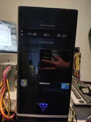 PC Medion Core2quad 8GB RAM 500GB HDD