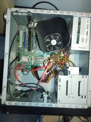 PC Medion Core2quad 8GB RAM 500GB HDD
