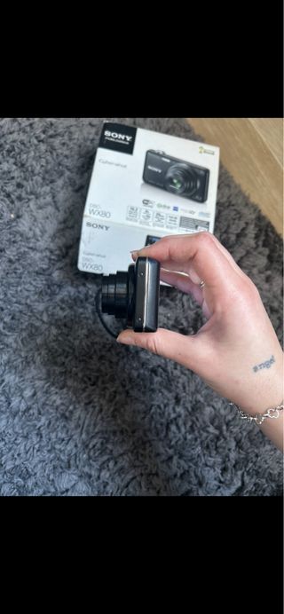 Cámara Sony Cyber-shot DSC-WX80 Negra
