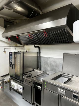 Fry top Cromo-gas HR 400 1año a convenir