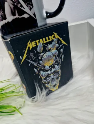 Caneca Metallica Preta com Estampa