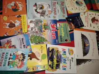 Cuentos libros en Sueco Svenska