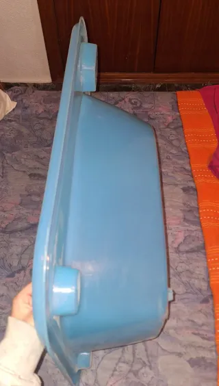 Bañera azul para bebé