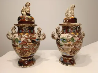 Pareja Jarrones Cerámica Japonesa con Tapa