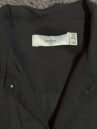 Camisa Negra Bershka Elegante