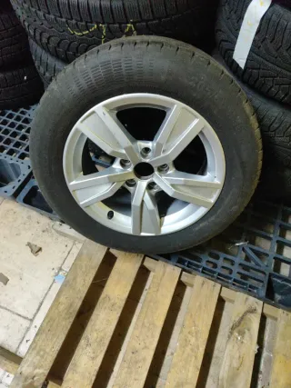 Llantas 5 tornillos y ruedas