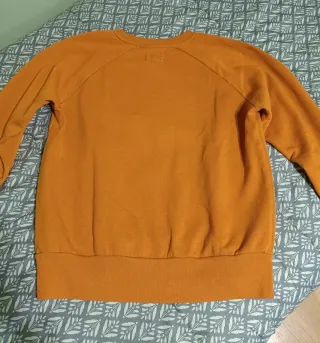Sudadera naranja