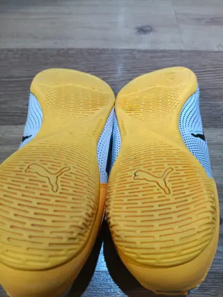 Zapatillas Puma Futbol Sala Blancas y Amarillas