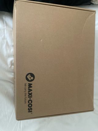 Saco Maxi-Cosi Negro Forro Beige