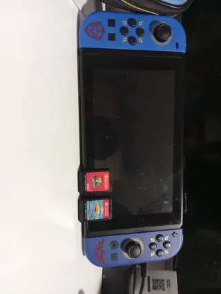 Nintendo Switch Azul + Estuche Mario