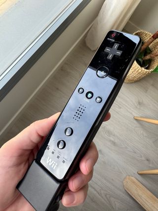 Consola Nintendo Wii Negra + Juegos y Accesorios