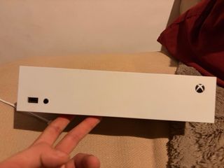 Xbox Series S + Mando Blanco