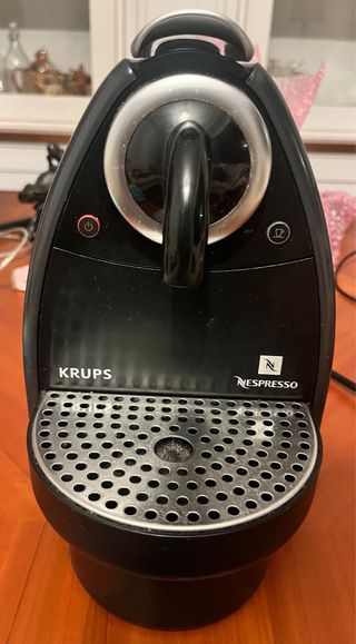 Cafetera Krups Nespresso Negra