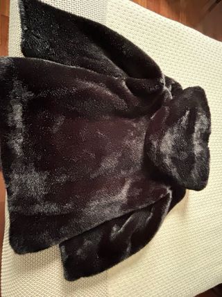 Abrigo pelo sintético Zara capucha