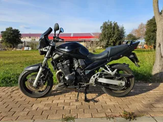 Suzuki Bandit 650 GSF 2005
