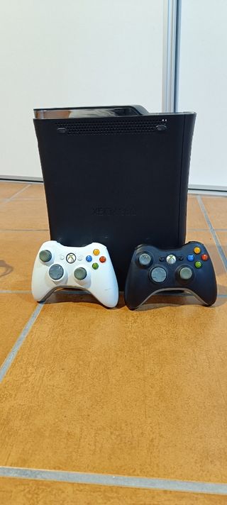 Xbox 360 Slim + Kinect + Lote Juegos