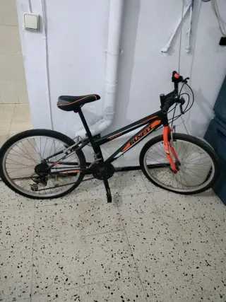 Bicicleta RUNFIT Negra y Naranja