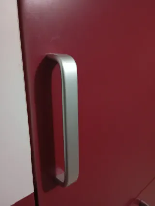 Armario Dormitorio Rojo y Blanco