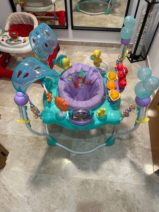 Saltador para bebé temática Ariel