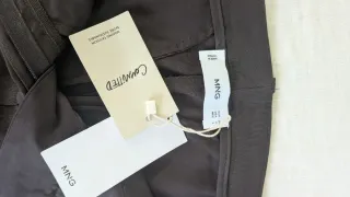 Pantalón de traje marrón Mango