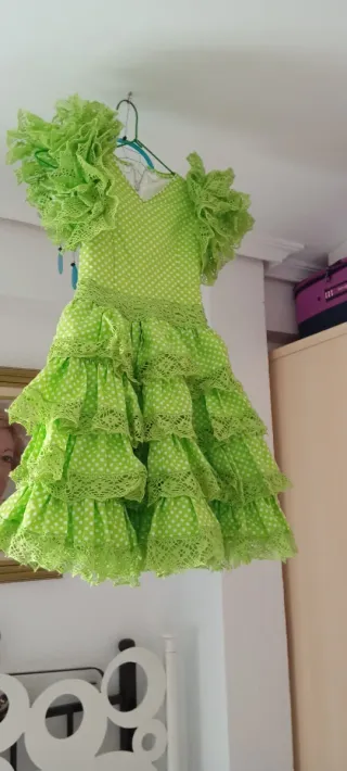 Traje de flamenca de encaje de bolillos 5 años
