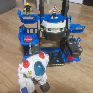 Estación Policía Robot Fisher Price