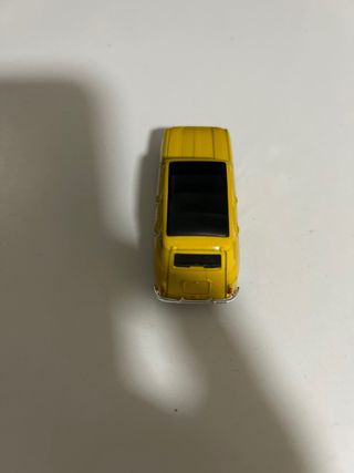 Maqueta Coche Renault 4 Amarillo Escala 1:60