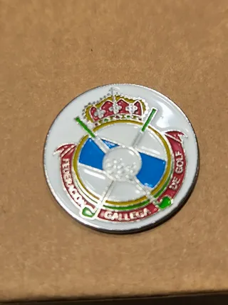 Marcadores y reparador de piques de golf