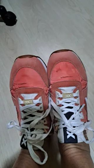 Tenis Naranja y Rosa