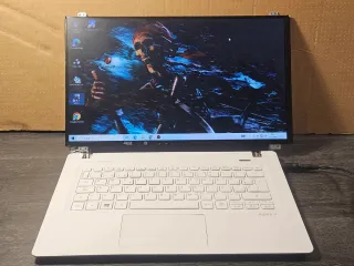 Acer Aspire V3-371-33XE Portátil Blanco