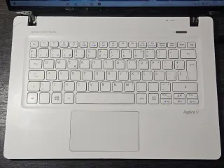 Acer Aspire V3-371-33XE Portátil Blanco