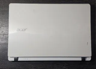 Acer Aspire V3-371-33XE Portátil Blanco