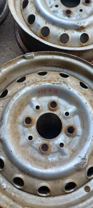 Llantas de coche o remolque (4 unidades)