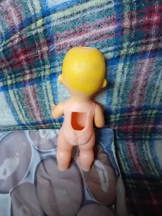 Muñeco bebé antiguo rubio