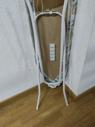Tabla de planchar con funda de plancha