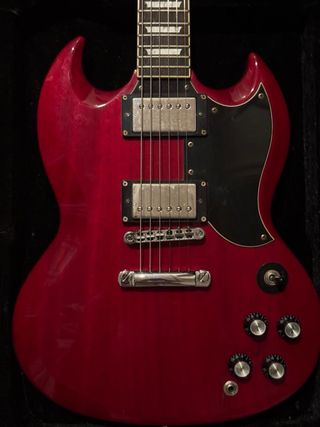 Tokai SG64 CH + Estuche