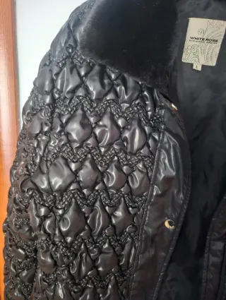 Abrigo White Rose Negro Talla L