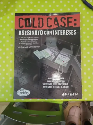 Juego de mesa Cold Case: Asesinato con Intereses