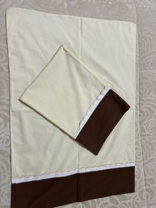 Coppia Federe Letto Beige e Marrone