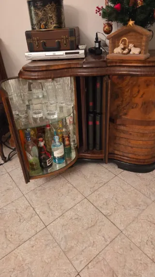 Mobile bar radica noce anni '50 con radio IMCA