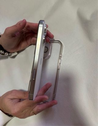 iPhone 16 Pro Plata/Blanco